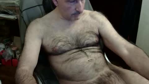 loades182025 online show from November 25, 2025, 3:17 am