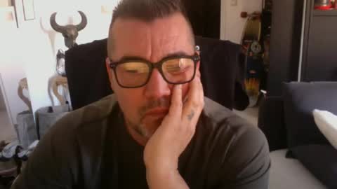 loanm online show from March 15, 2026, 2:23 pm