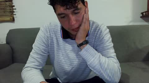 Snapshot of lobomx19 chatting on January 18, 2025, 2:58 am Lobo online show from January 18, 2025, 2:58 am