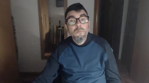 Snapshot of lobosolitario73 chatting on October 30, 2025, 11:05 pm lobosolitario73 online show from October 30, 2025, 11:05 pm