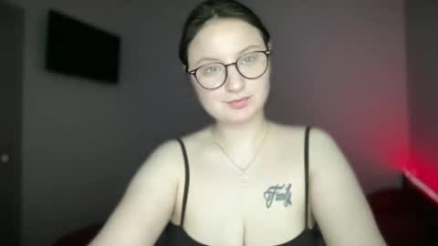 Snapshot of locaalise chatting on May 8, 2026, 5:13 am locaalise online show from May 8, 2026, 5:13 am