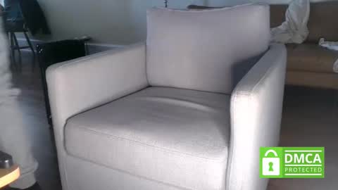 lockdownlove online show from November 14, 2025, 4:17 pm