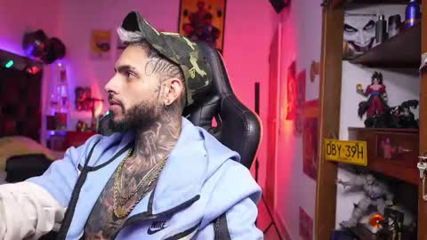 logan_hugh8 online show from April 5, 2026, 6:54 am