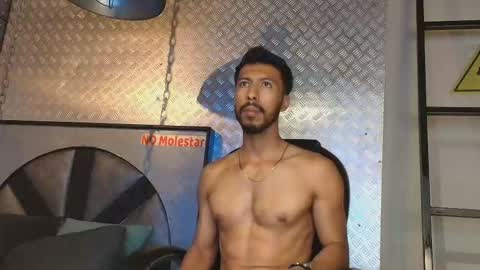 logan_mercer online show from December 2, 2025, 5:02 am