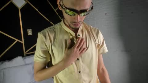 Snapshot of logan_rogers chatting on October 10, 2025, 2:16 pm Logan Rogers online show from October 10, 2025, 2:16 pm