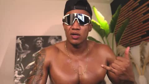 Snapshot of logan_varela chatting on February 5, 2025, 7:18 am logan_varela online show from February 5, 2025, 7:18 am