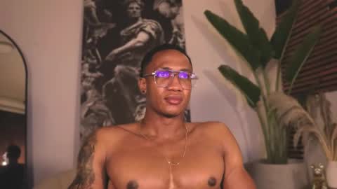 Snapshot of logan_varela chatting on February 7, 2025, 1:47 am logan_varela online show from February 7, 2025, 1:47 am