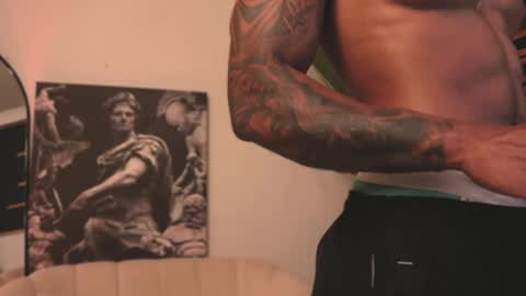 Snapshot of logan_varela chatting on February 14, 2025, 12:09 am logan_varela online show from February 14, 2025, 12:09 am