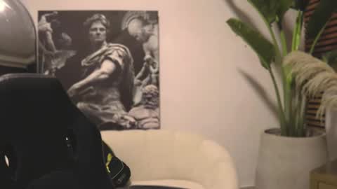 Snapshot of logan_varela chatting on February 16, 2025, 4:42 pm logan_varela online show from February 16, 2025, 4:42 pm