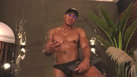 Snapshot of logan_varela chatting on February 20, 2025, 10:59 pm logan_varela online show from February 20, 2025, 10:59 pm