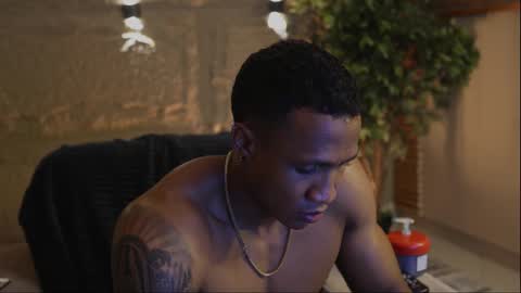 Snapshot of logan_varela chatting on October 2, 2025, 10:06 pm logan_varela online show from October 2, 2025, 10:06 pm