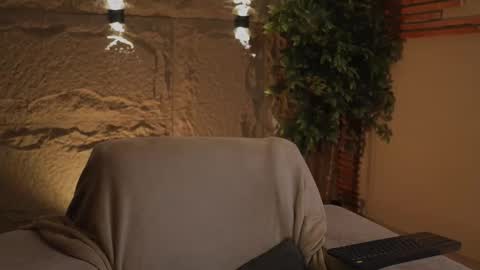 Snapshot of logan_varela chatting on October 14, 2025, 9:37 pm logan_varela online show from October 14, 2025, 9:37 pm