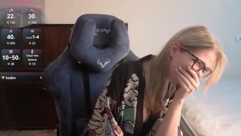 Logan and Katana online show from March 6, 2026, 12:12 pm