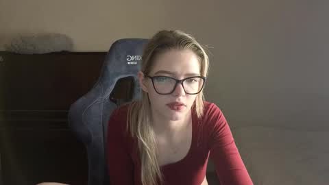 Logan and Katana online show from March 19, 2026, 1:04 pm