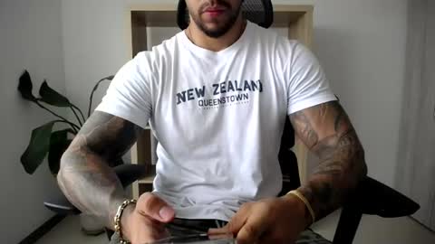 Logan Wolfp online show from June 22, 2026, 8:39 pm