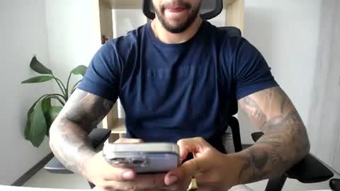 Logan Wolfp online show from July 20, 2026, 10:01 pm