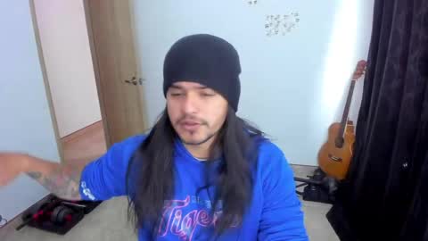 Snapshot of loganhot22 chatting on April 26, 2026, 11:52 am Logan online show from April 26, 2026, 11:52 am