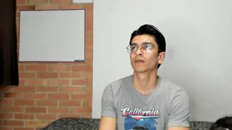 Snapshot of logannick chatting on April 15, 2026, 3:02 am Logan online show from April 15, 2026, 3:02 am