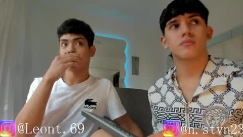 logantwink18 online show from April 1, 2026, 2:14 pm