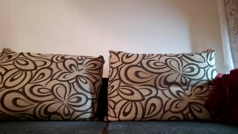 logitech0000 online show from December 8, 2024, 7:11 pm