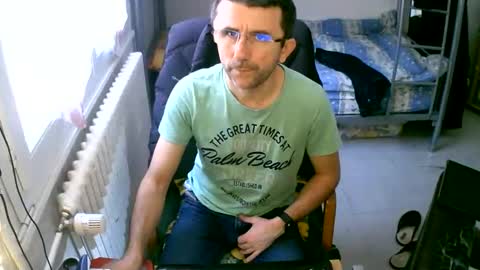 Snapshot of lokoum39 chatting on January 3, 2025, 1:58 pm lokoum39 online show from January 3, 2025, 1:58 pm