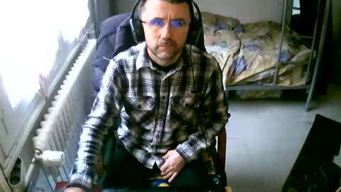 Snapshot of lokoum39 chatting on February 10, 2025, 12:08 pm lokoum39 online show from February 10, 2025, 12:08 pm