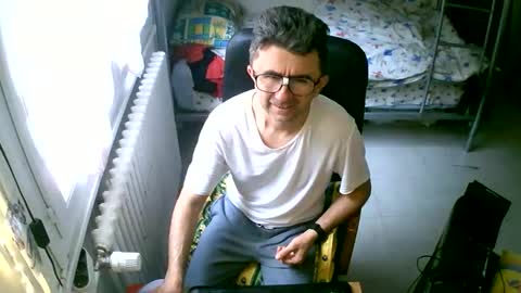 Snapshot of lokoum39 chatting on October 21, 2025, 12:06 pm lokoum39 online show from October 21, 2025, 12:06 pm