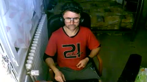 lokoum39 online show from January 8, 2026, 6:54 pm