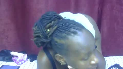 lola_beib online show from March 15, 2026, 8:15 pm