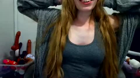 Lola luxxe online show from June 29, 2026, 1:56 am