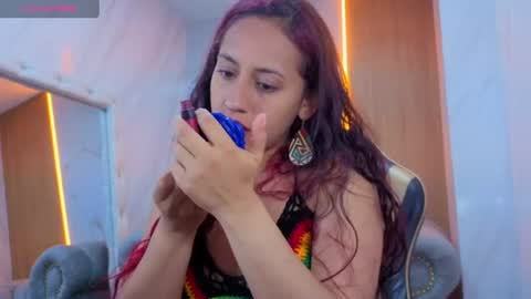 Snapshot of lola_roses_tf chatting on July 11, 2026, 8:22 pm Lola online show from July 11, 2026, 8:22 pm