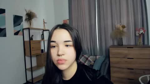 Melina online show from February 10, 2026, 7:23 am