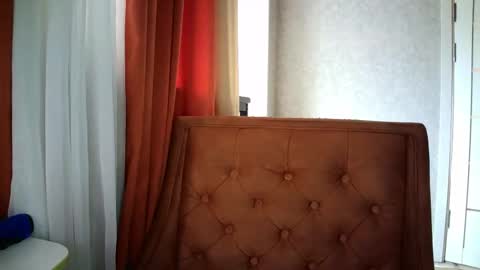 LolaaMint  online show from March 22, 2026, 8:07 am