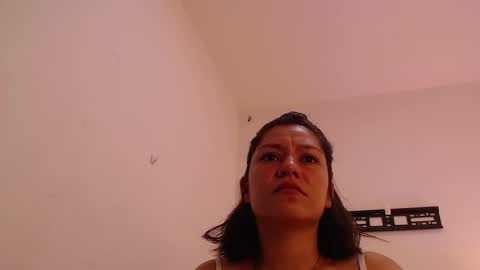 Snapshot of lolaandcamille chatting on October 13, 2025, 10:15 am lolaandcamille online show from October 13, 2025, 10:15 am
