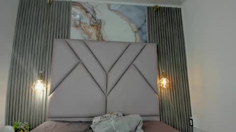 lolabunnysc online show from April 16, 2026, 12:06 pm