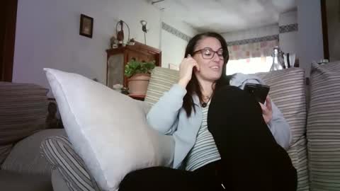 Snapshot of lolahueso chatting on February 3, 2026, 9:36 am LOLA HUESO y ERIC online show from February 3, 2026, 9:36 am