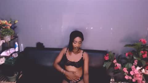 lolasavagexo online show from May 5, 2026, 7:22 pm