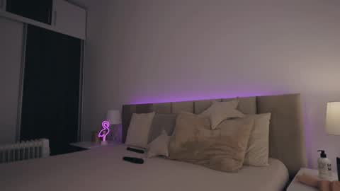 Lola online show from January 11, 2026, 9:31 pm