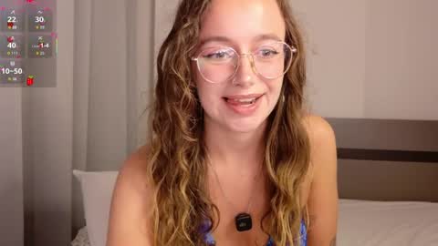 Snapshot of lolatheangel chatting on March 29, 2026, 2:39 pm Lolatheangel online show from March 29, 2026, 2:39 pm