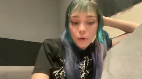 lole online show from March 30, 2026, 7:48 pm