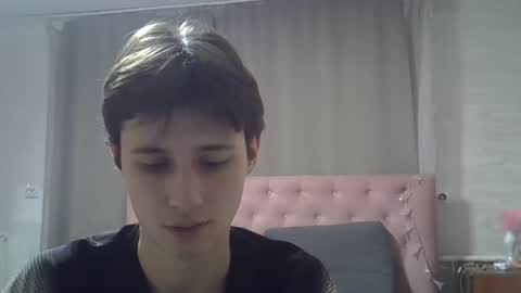 Snapshot of lolli_pop2024 chatting on December 19, 2025, 2:13 pm lolli_pop2024 online show from December 19, 2025, 2:13 pm