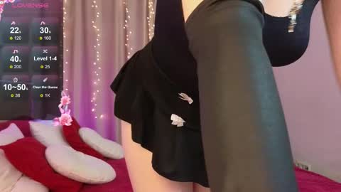 Snapshot of lolly_cum chatting on October 23, 2025, 2:05 pm Mona online show from October 23, 2025, 2:05 pm