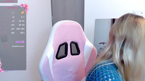 Snapshot of lolly_js_ chatting on December 29, 2024, 12:41 am Lolly  online show from December 29, 2024, 12:41 am