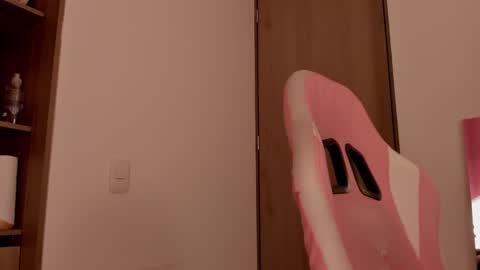 Snapshot of lolly_js_ chatting on March 2, 2025, 3:02 am Lolly  online show from March 2, 2025, 3:02 am