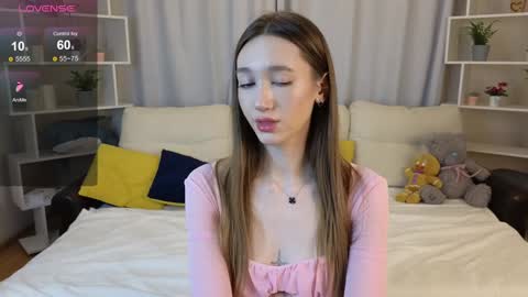 Snapshot of lolly_monica chatting on January 6, 2025, 12:35 pm Monica online show from January 6, 2025, 12:35 pm