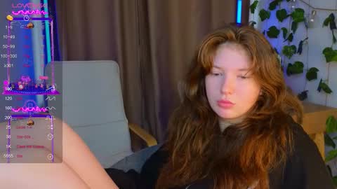 Snapshot of lolly_pump chatting on September 27, 2025, 7:24 am Mona online show from September 27, 2025, 7:24 am