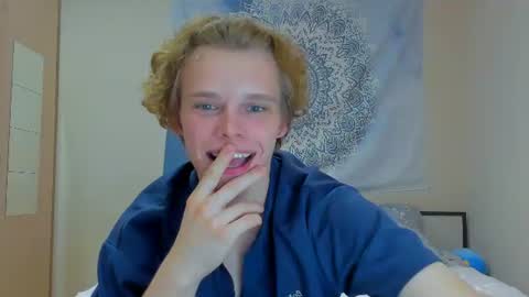Nelis online show from July 12, 2026, 8:33 pm