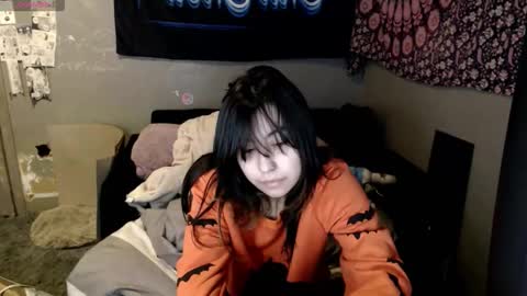 Snapshot of londonray chatting on October 19, 2025, 5:41 am londonray online show from October 19, 2025, 5:41 am