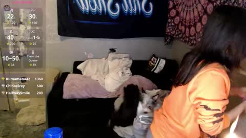Snapshot of londonray chatting on October 20, 2025, 5:19 am londonray online show from October 20, 2025, 5:19 am
