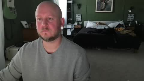 Lone online show from April 2, 2026, 5:21 pm